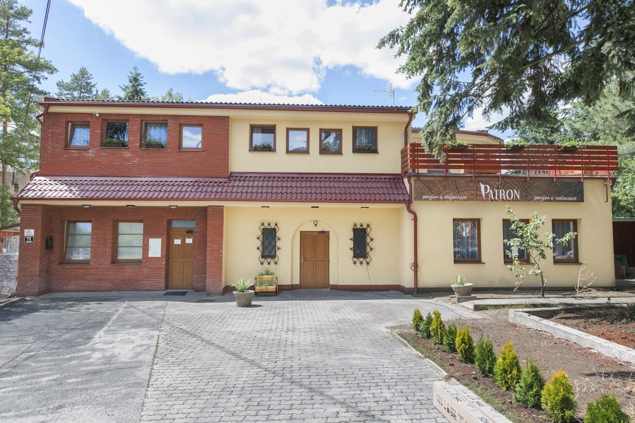 Penzion Patron Брно Экстерьер фото